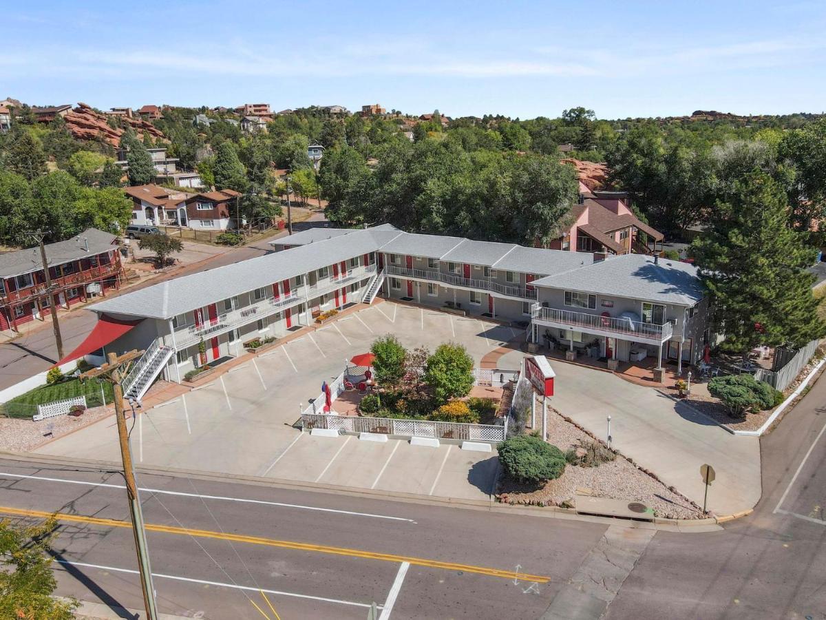 Red Wing Motel Маниту Спрингс Екстериор снимка